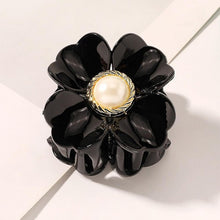 Load image into Gallery viewer, Pearl Flower Hair Clip
