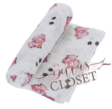 Load image into Gallery viewer, Animal Print Baby Swaddle Blankets
