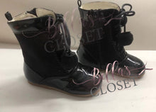 Load image into Gallery viewer, Black Sienna - Pom pom boot
