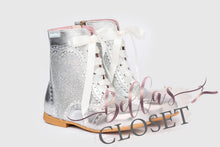 Load image into Gallery viewer, Angelitos Gold &amp; Silver Spanish Boots
