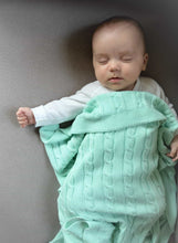 Load image into Gallery viewer, Baby Blanket with Cotton Knitted Braids
